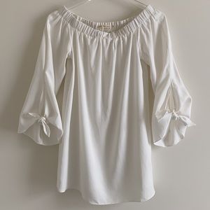 *NWOT* Mustard Seed 3/4 Sleeve Off-Shoulder Blouse